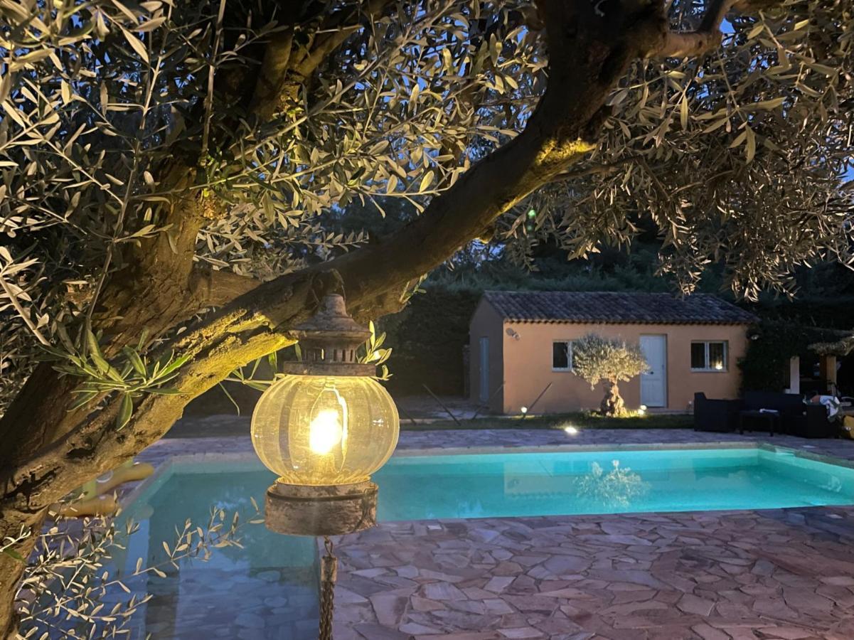 Fuvolea, Maison De Vacances A 15 Min Du Centre D'Aix-En-Provence, Piscine Chauffee En Saison - Jardin - Parking Prive Gratuit 퓌보 외부 사진